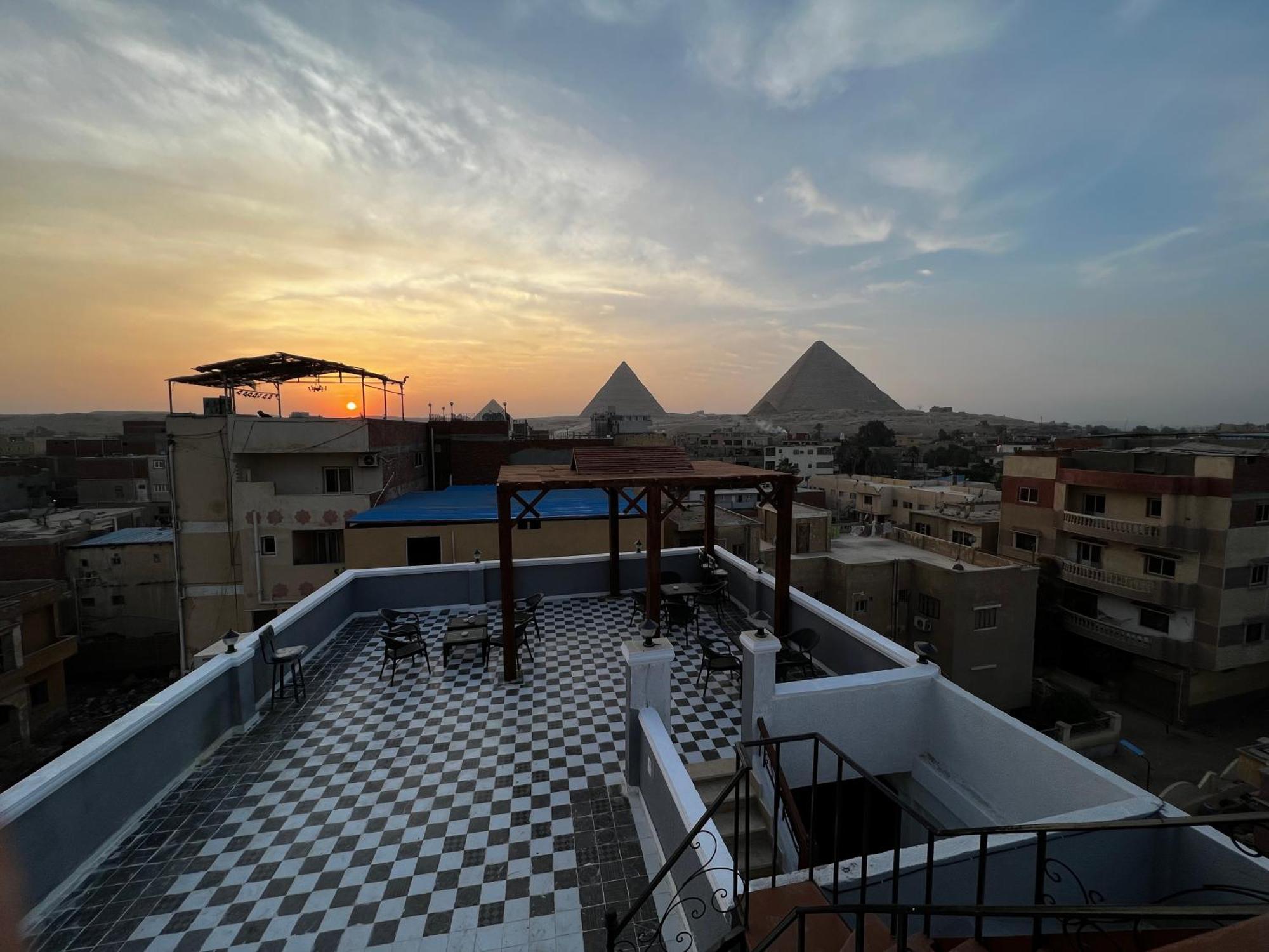 بيت ضيافة Pyramids Gate *